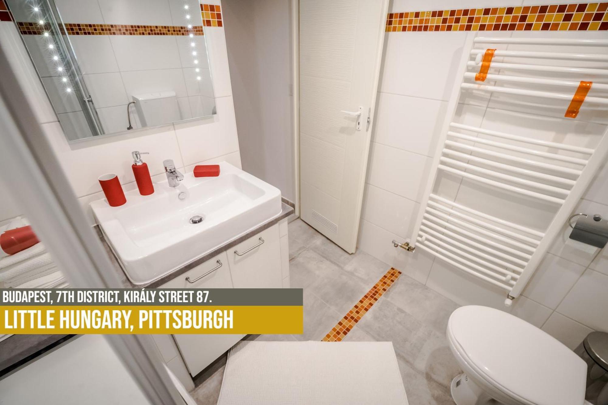 Little Americas Kiraly Street Apartments Budapest Bagian luar foto