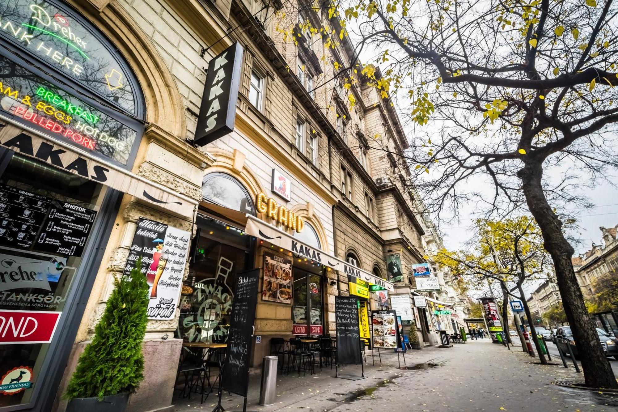 Little Americas Kiraly Street Apartments Budapest Bagian luar foto