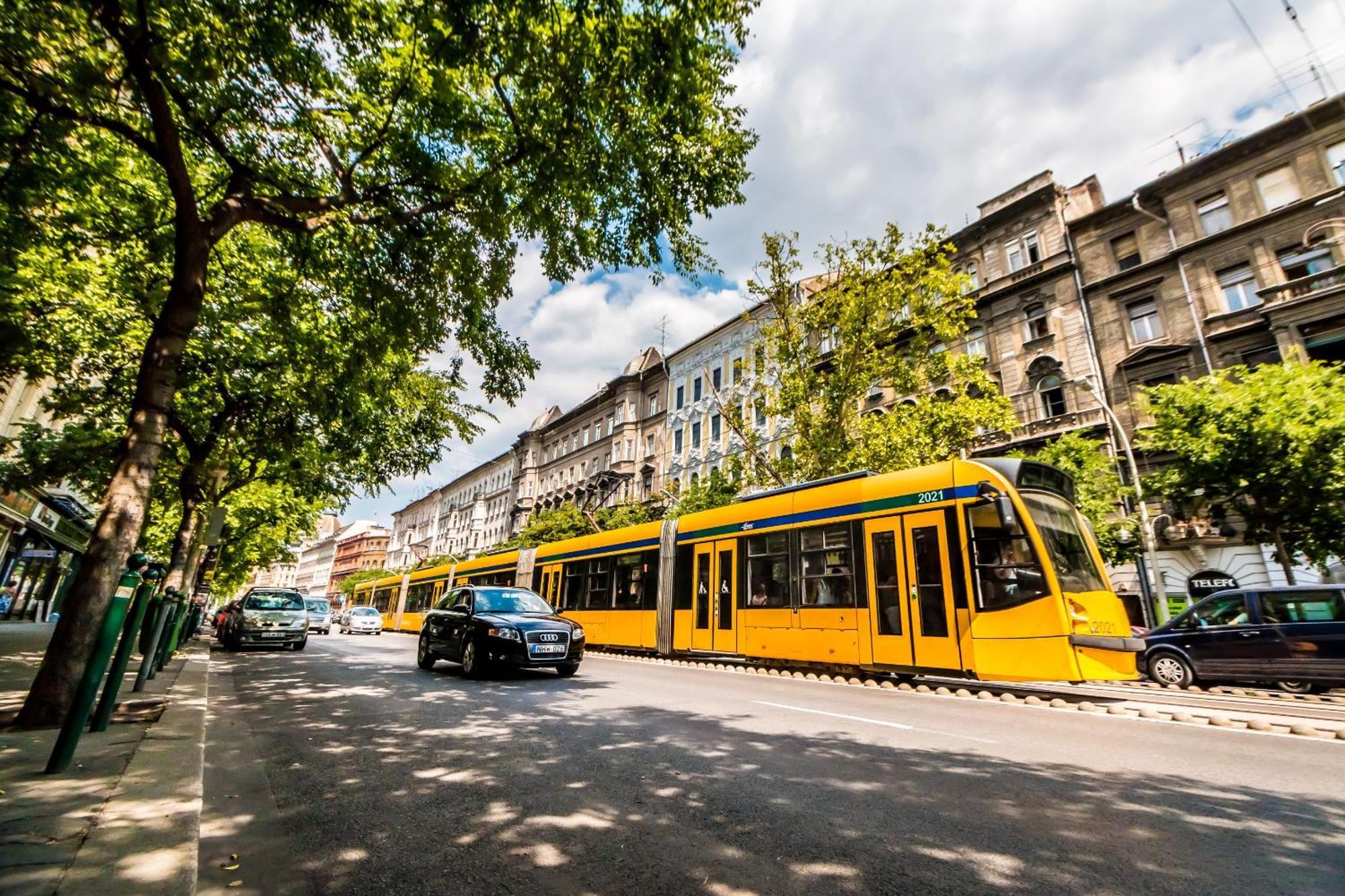 Little Americas Kiraly Street Apartments Budapest Bagian luar foto